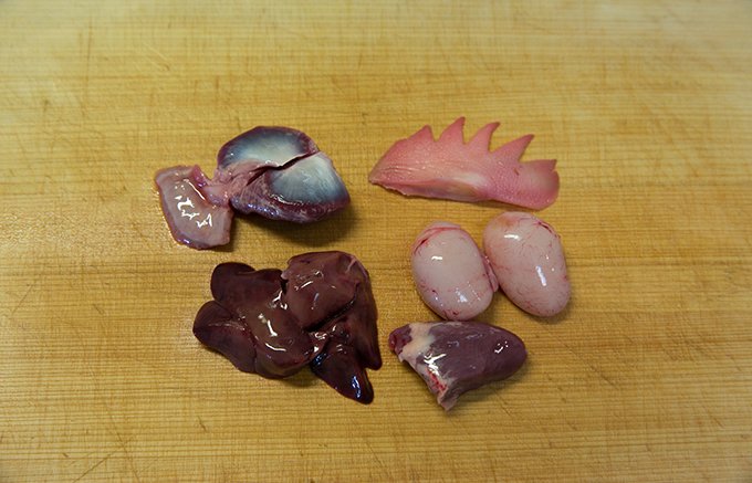 食通が絶賛する圧倒的おいしさ!幻の地鶏「土佐ジロー」をお取り寄せ 食通が絶賛する圧倒的おいしさ!幻の地鶏「土佐ジロー」をお取り寄せ