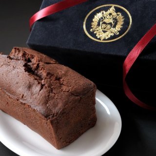 華麗なるエリザベート皇妃の姿を想わせる 上質なチョコレー トケーキ「シシィ」