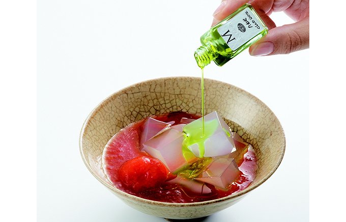 朝食、おやつ、夜にもOK!フレッシュなオリーブオイルと共に!「たねや寒天トマト」 朝食、おやつ、夜にもOK!フレッシュなオリーブオイルと共に!「たねや寒天トマト」