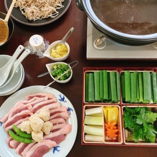 九条ねぎ×鴨＝旨味の宝庫！！ 老舗そば屋が手掛ける絶品「九条ねぎ　鴨そばすき」