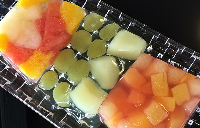 果物の宝石箱!「テリーヌゼリー」芦屋アンリ・シャルパンティエ 果物の宝石箱!「テリーヌゼリー」芦屋アンリ・シャルパンティエ