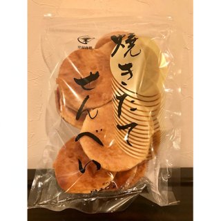 銀座の隠れ名店！目の前で炭焼きされた田子作さんの焼きたてせんべい